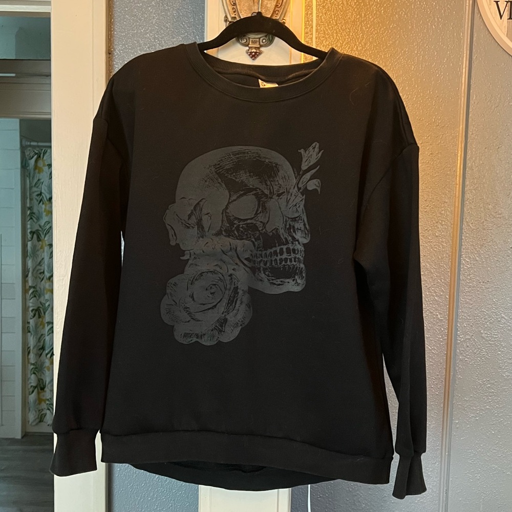 BuffBunny crewneck
